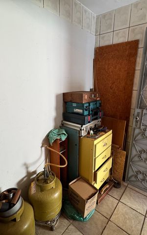 Casa à venda com 170m², 3 quartos e 2 vagasDespensa 
