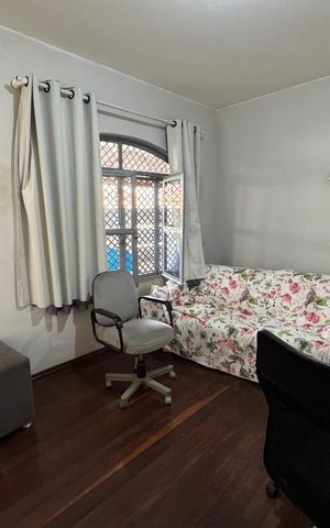 Casa à venda com 170m², 3 quartos e 2 vagasSala