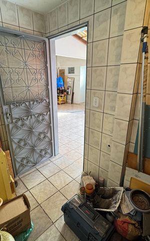 Casa à venda com 170m², 3 quartos e 2 vagasDespensa