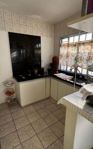Casa à venda com 170m², 3 quartos e 2 vagasCozinha