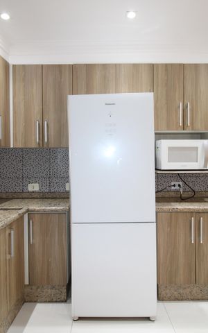 Casa à venda com 90m², 2 quartos e 2 vagasSala/Cozinha