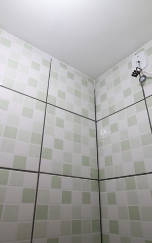 Casa de condomínio à venda com 90m², 2 quartos e 1 vagaBanheiro
