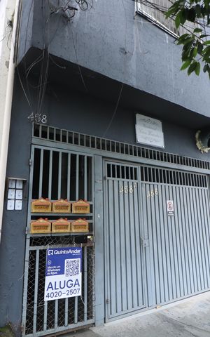 Apartamento para alugar com 70m², 2 quartos e sem vagaFachada