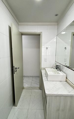 Apartamento à venda com 149m², 3 quartos e 2 vagasBanheiro