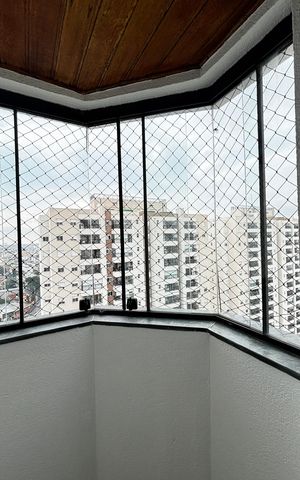 Apartamento à venda com 149m², 3 quartos e 2 vagasQuarto 2 Varanda