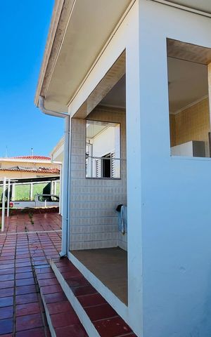 Casa para alugar com 200m², 4 quartos e 2 vagas