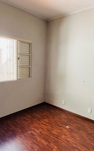 Casa para alugar com 200m², 4 quartos e 2 vagas