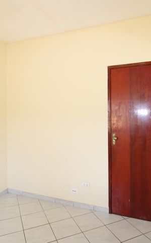 Casa para alugar com 100m², 3 quartos e 2 vagasQuarto 2