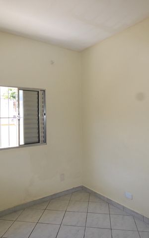 Casa para alugar com 100m², 3 quartos e 2 vagasQuarto 2