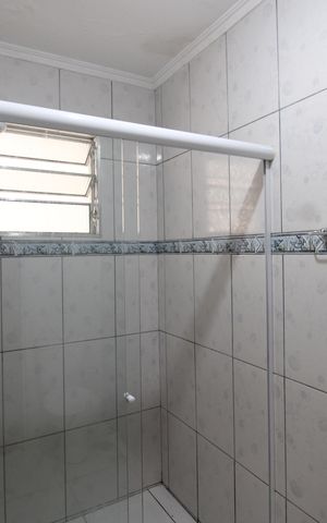Casa para alugar com 100m², 3 quartos e 2 vagasBanheiro 2