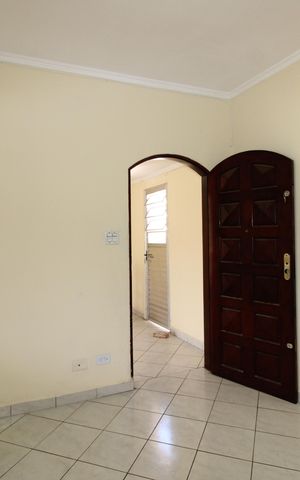 Casa para alugar com 100m², 3 quartos e 2 vagasSala