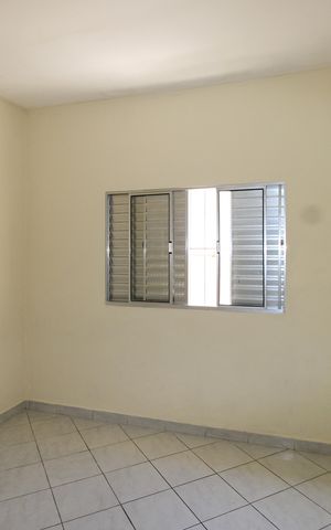 Casa para alugar com 100m², 3 quartos e 2 vagasQuarto 1