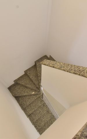 Casa de condomínio para alugar com 96m², 3 quartos e 5 vagasCorredor