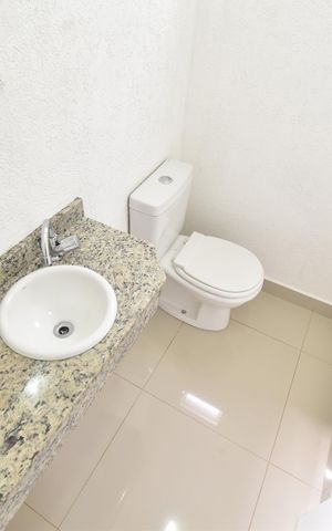 Casa de condomínio para alugar com 96m², 3 quartos e 5 vagasLavabo