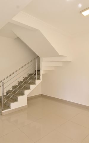 Casa de condomínio para alugar com 96m², 3 quartos e 5 vagasSala/Cozinha