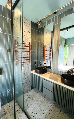 Apartamento para alugar com 278m², 3 quartos e 4 vagas Apartamento para alugar com 278m², 3 quartos e 4 vagasBanheiro da Suíte