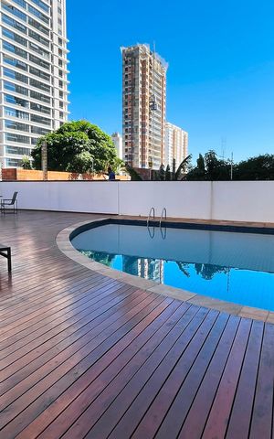 Apartamento para alugar com 278m², 3 quartos e 4 vagas Apartamento para alugar com 278m², 3 quartos e 4 vagasÁrea comum - Piscina