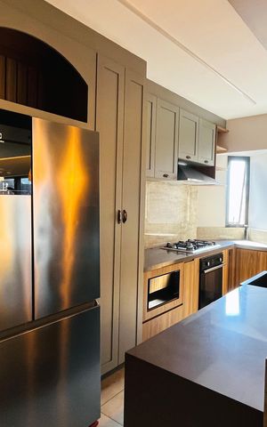Apartamento para alugar com 278m², 3 quartos e 4 vagas Apartamento para alugar com 278m², 3 quartos e 4 vagasCozinha