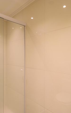 Apartamento à venda com 65m², 2 quartos e 1 vagaBanheiro Social