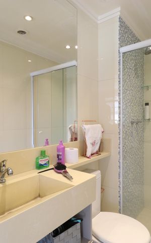 Apartamento à venda com 65m², 2 quartos e 1 vagaBanheiro Social