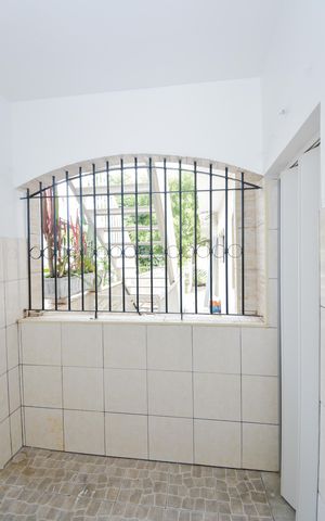 Casa para alugar com 25m², 1 quarto e sem vagaÁrea de Serviço