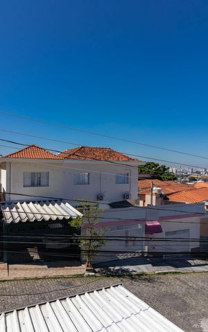 Casa à venda com 170m², 3 quartos e 2 vagas Casa à venda com 170m², 3 quartos e 2 vagasVaranda do Quarto 1 - Vista