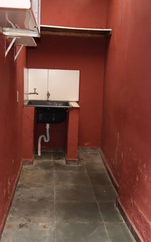 Casa para alugar com 49m², 1 quarto e 1 vagaÁrea de Serviço
