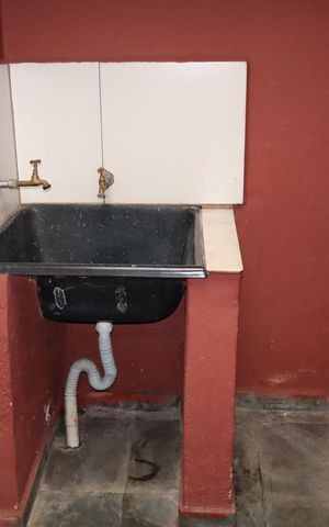 Casa para alugar com 49m², 1 quarto e 1 vagaÁrea de Serviço