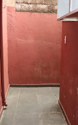 Casa para alugar com 49m², 1 quarto e 1 vagaCorredor externo