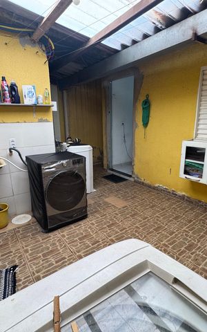 Casa à venda com 144m², 4 quartos e 3 vagasÁrea de Serviço 2
