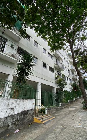 Apartamento à venda com 75m², 2 quartos e 1 vaga