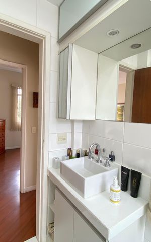 Apartamento à venda com 75m², 2 quartos e 1 vaga