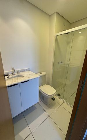 Apartamento à venda com 57m², 2 quartos e 1 vaga Apartamento à venda com 57m², 2 quartos e 1 vagaBanheiro