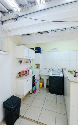 Casa à venda com 173m², 3 quartos e 2 vagasÁrea de Serviço
