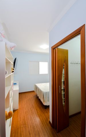 Casa à venda com 173m², 3 quartos e 2 vagasCloset do Quarto 2