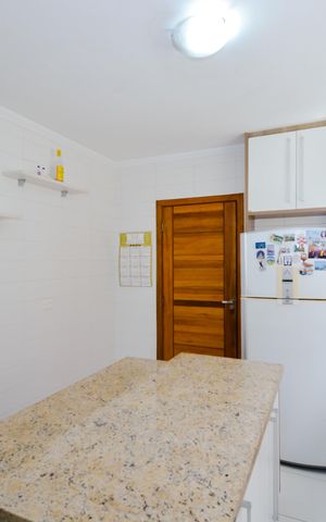 Casa à venda com 173m², 3 quartos e 2 vagasCozinha