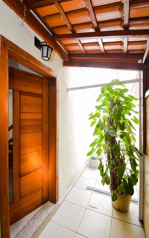 Casa à venda com 173m², 3 quartos e 2 vagasEntrada Social 