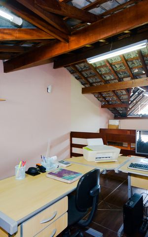 Casa à venda com 173m², 3 quartos e 2 vagasSótão  