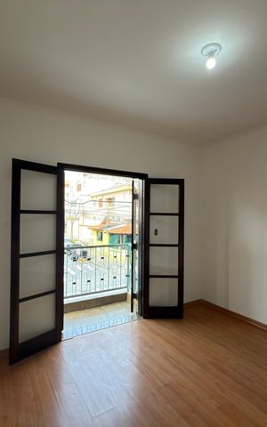 Casa para alugar com 255m², 4 quartos e 3 vagas Casa para alugar com 255m², 4 quartos e 3 vagasQuarto 1 - Suíte