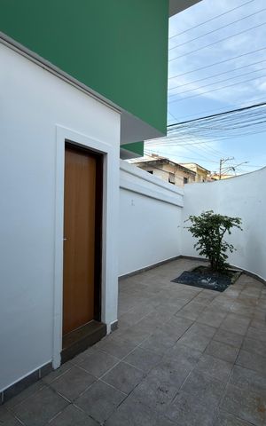 Casa para alugar com 255m², 4 quartos e 3 vagas Casa para alugar com 255m², 4 quartos e 3 vagasQuintal