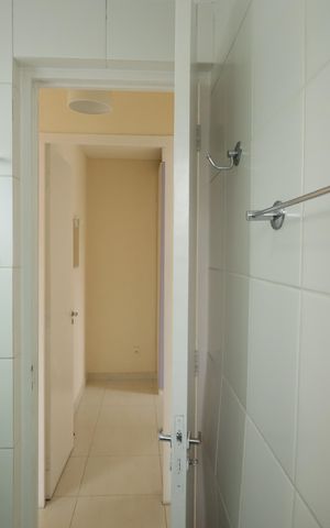 Apartamento à venda com 50m², 2 quartos e 1 vaga Apartamento à venda com 50m², 2 quartos e 1 vagaBanheiro