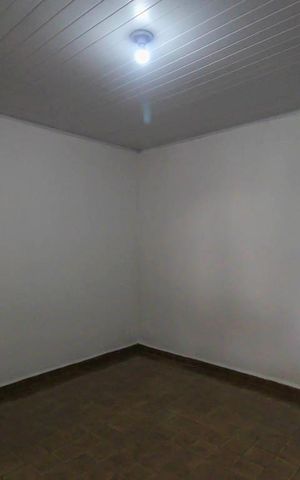 Casa para alugar com 70m², 1 quarto e 1 vagaSala
