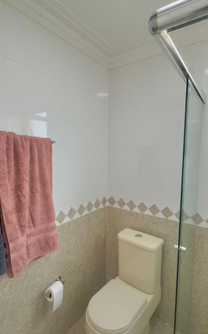 Apartamento à venda com 180m², 3 quartos e 4 vagas Apartamento à venda com 180m², 3 quartos e 4 vagasBanheiro da Suíte 3