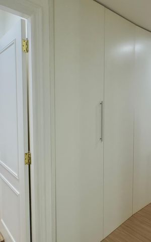 Apartamento à venda com 180m², 3 quartos e 4 vagas Apartamento à venda com 180m², 3 quartos e 4 vagasCorredor