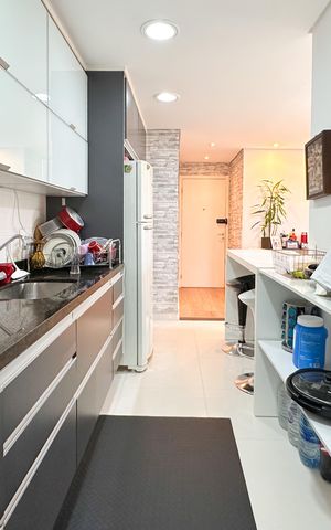 Apartamento à venda com 87m², 3 quartos e 2 vagas Apartamento à venda com 87m², 3 quartos e 2 vagasCozinha