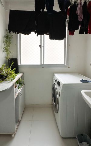 Apartamento à venda com 87m², 3 quartos e 2 vagas Apartamento à venda com 87m², 3 quartos e 2 vagasÁrea de Serviço