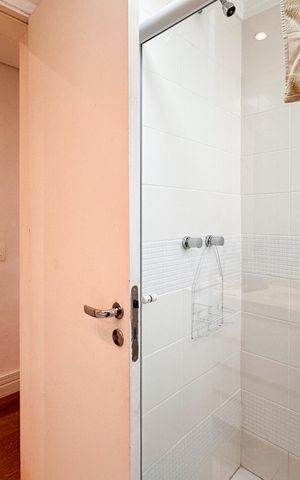 Apartamento à venda com 87m², 3 quartos e 2 vagas Apartamento à venda com 87m², 3 quartos e 2 vagasBanheiro Social