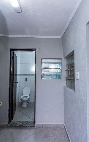 Casa à venda com 110m², 2 quartos e 2 vagas Casa à venda com 110m², 2 quartos e 2 vagasÁrea de Serviço