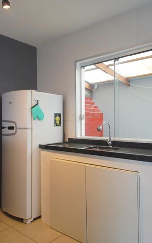 Casa de condomínio para alugar com 73m², 2 quartos e 1 vagaCozinha