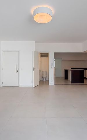 Apartamento para alugar com 121m², 3 quartos e 1 vaga Apartamento para alugar com 121m², 3 quartos e 1 vagaSala